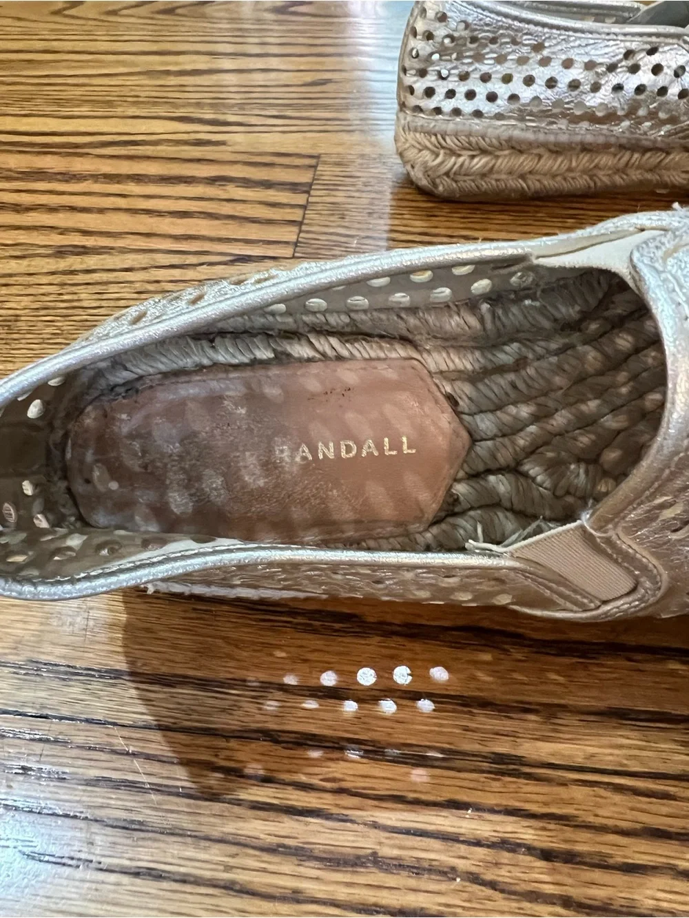 Loeffler Randall Rowan Leather Platform Espadrilles Sz 40 Gold Quiet Luxury